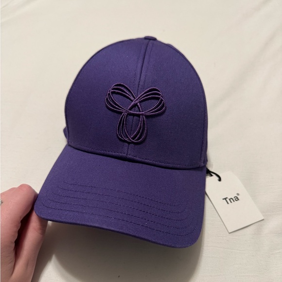 Aritzia Accessories - 🆕 TNA Baseball Hat Aritzia